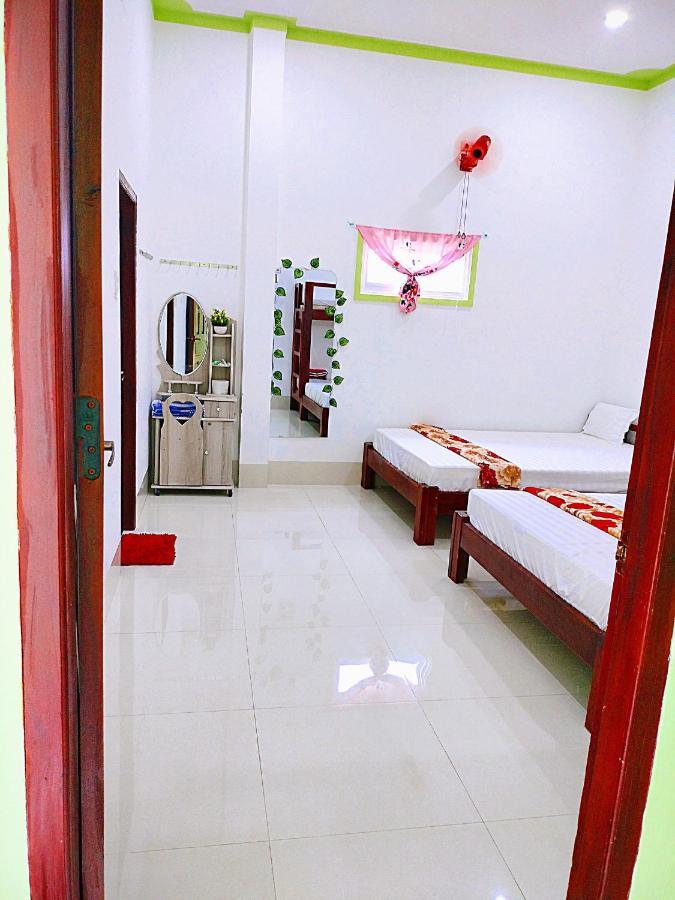 Chau Trieu -